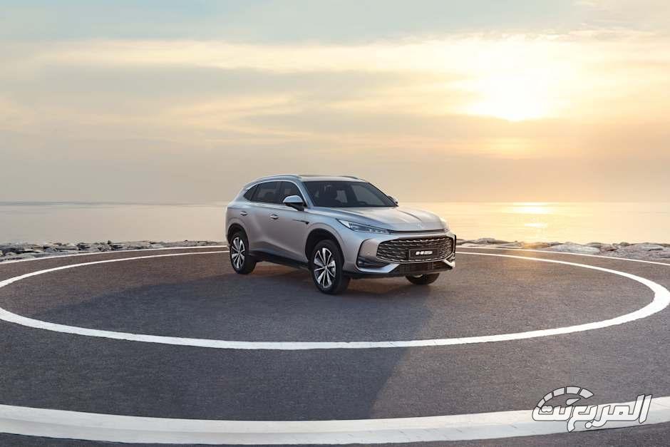 ام-جي-hs-2025-المربع-نت-4-4