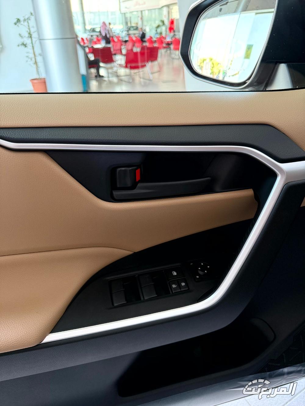 تويوتا-راف-4-المربع-نت-6-3