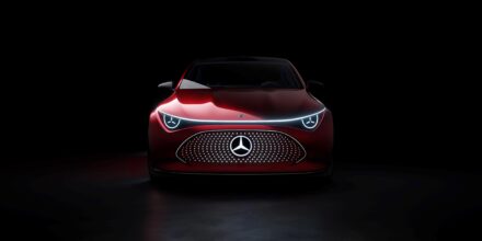 شركة الجفالي للسيارات وموبايلي تجددان شراكتهما في LEAP 2025: لتكشف عن سيارة مرسيدس-بنز Concept CLA 2