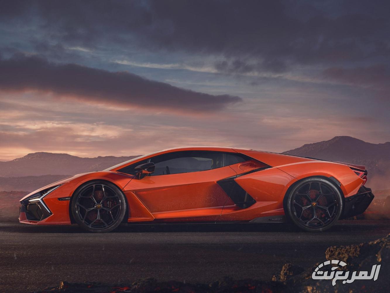 لامبورجيني-ريفويلتو-المربع-نت-17