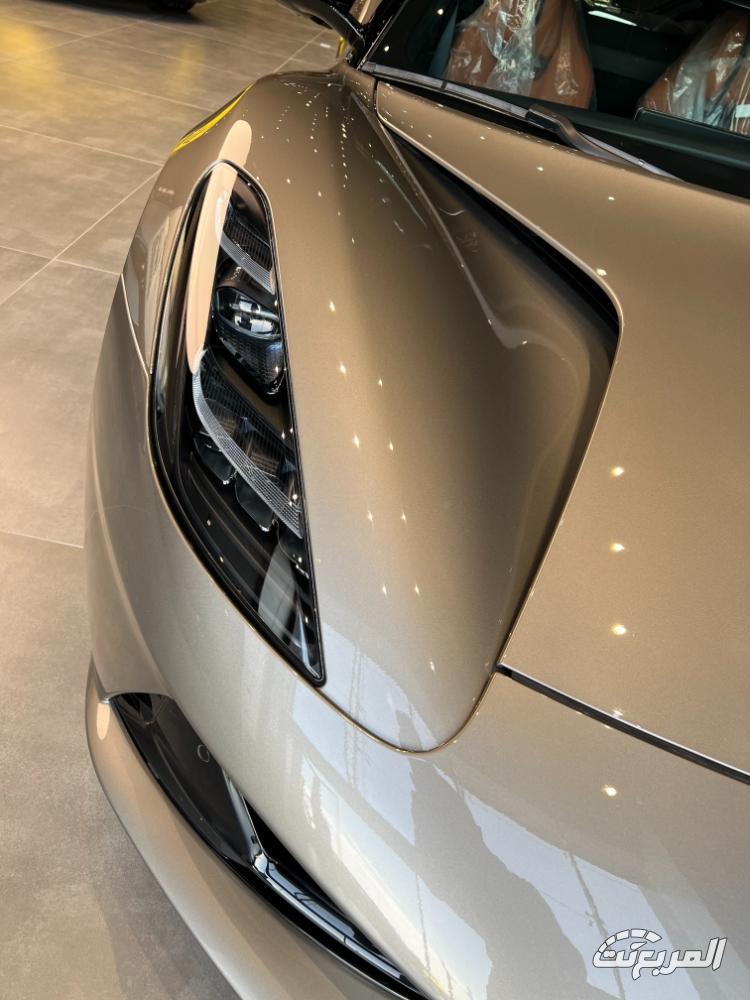 لوتس-اميرا-16