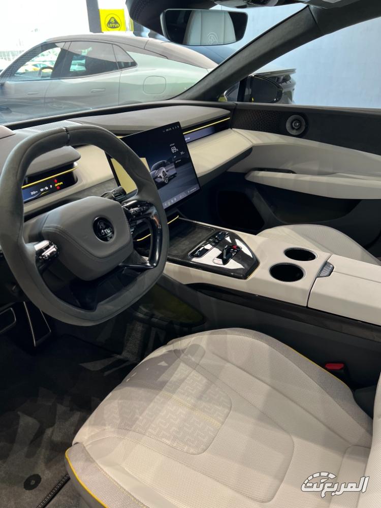 لوتس-ايميا-المربع-نت-30-2