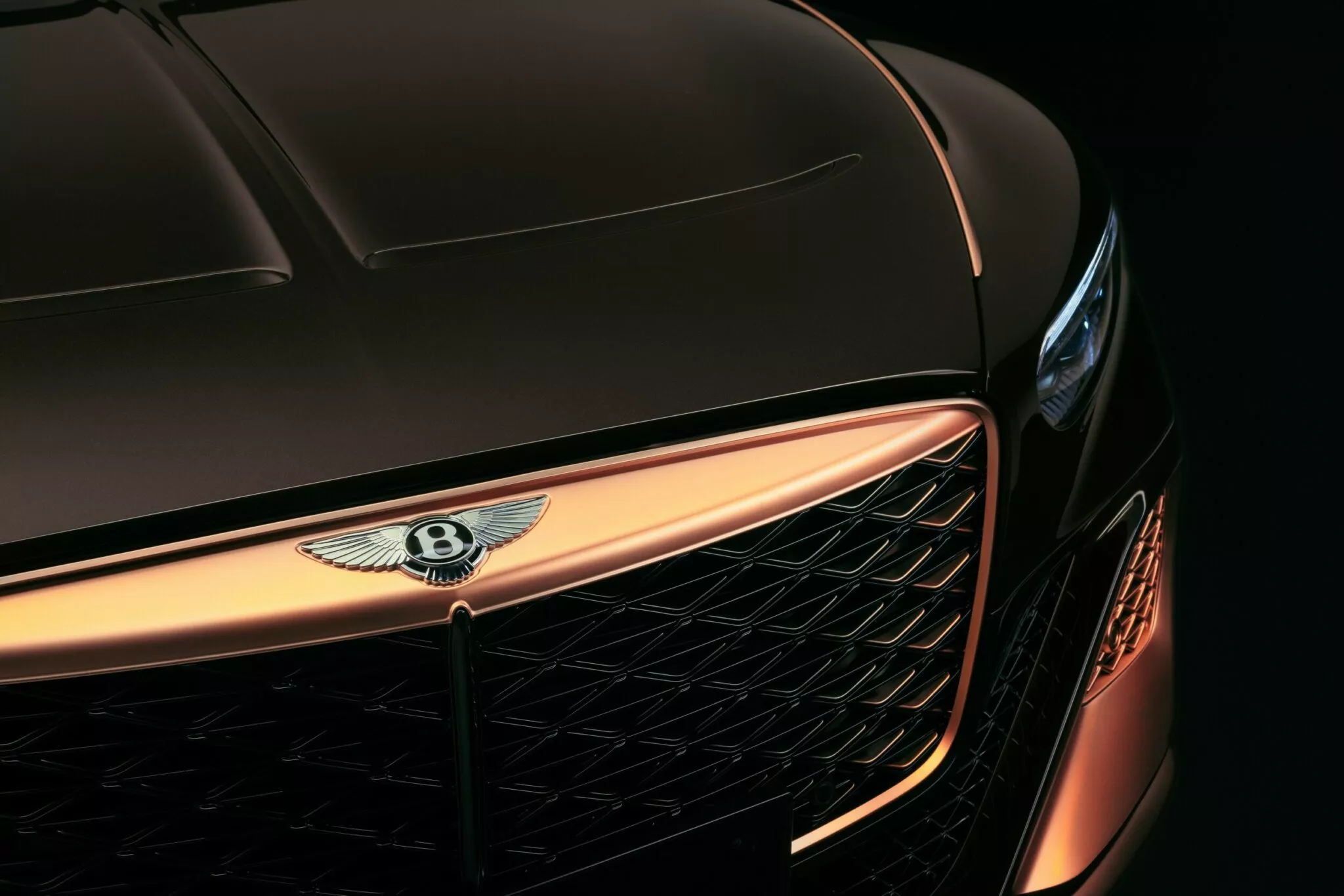 بنتلي تكشف عن آخر نسخة باتور حصرية بزخرفات ذهبية خاصة وسعر يتجاوز 8 مليون ريال بنتلي تكشف عن آخر نسخة باتور حصرية بزخرفات ذهبية خاصة وسعر يتجاوز 8 مليون ريال 8