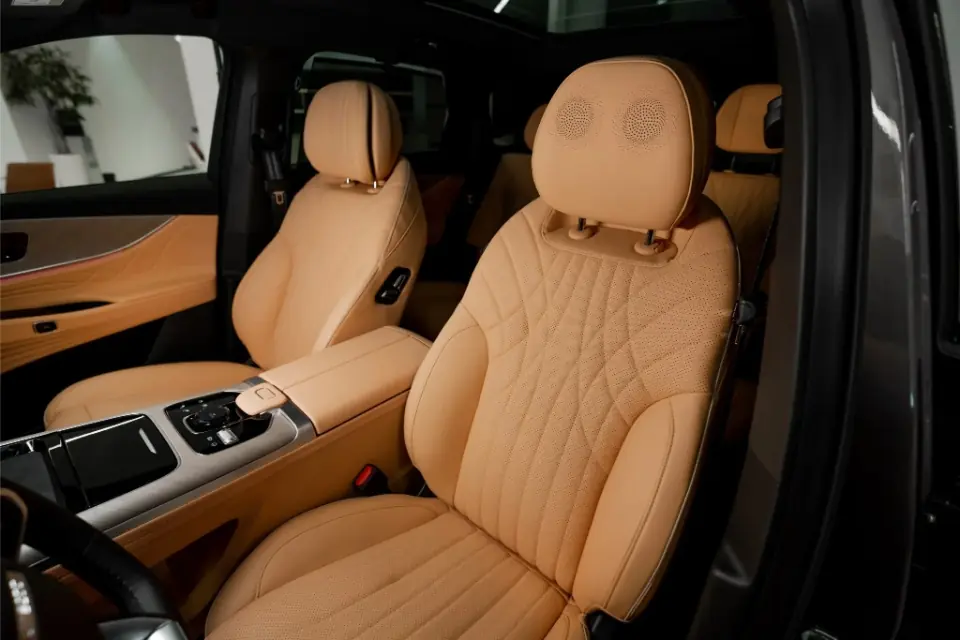 شرح سريع على سيارة جايكو J8 موديل 2025 الجديدة شرح سريع على سيارة جايكو J8 موديل 2025 الجديدة 9