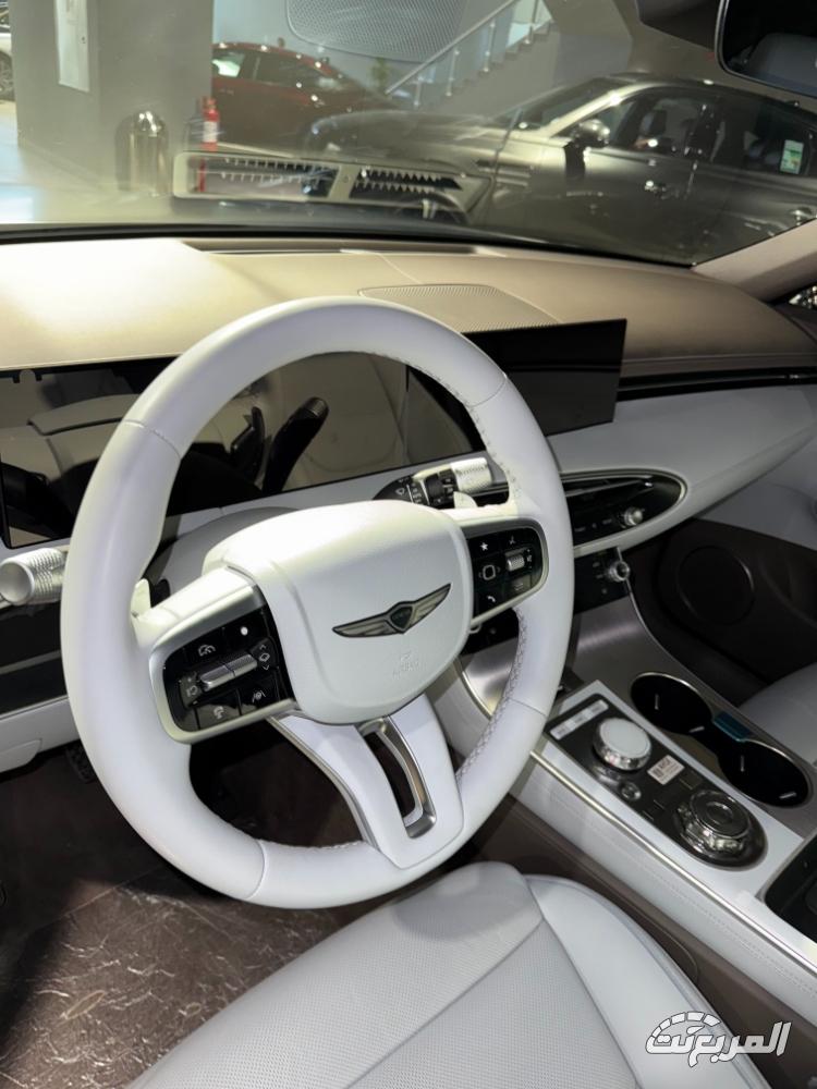 جينيسيس GV70 2025 ما الجديد وأبرز المميزات في السيارة الفاخرة للعائلة جينيسيس GV70 2025 ما الجديد وأبرز المميزات في السيارة الفاخرة للعائلة 11