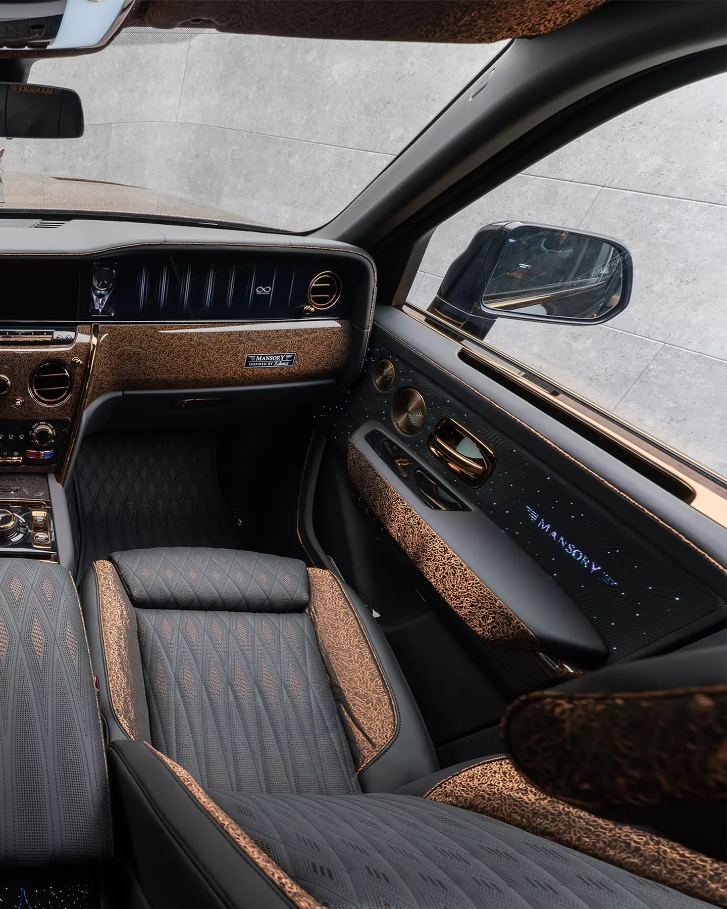 رولزرويس كولينان 2025 تحصل على إصدار بديع من منصوري بزخرفات عربية للشرق الأوسط رولزرويس كولينان 2025 تحصل على إصدار بديع من منصوري بزخرفات عربية للشرق الأوسط 14