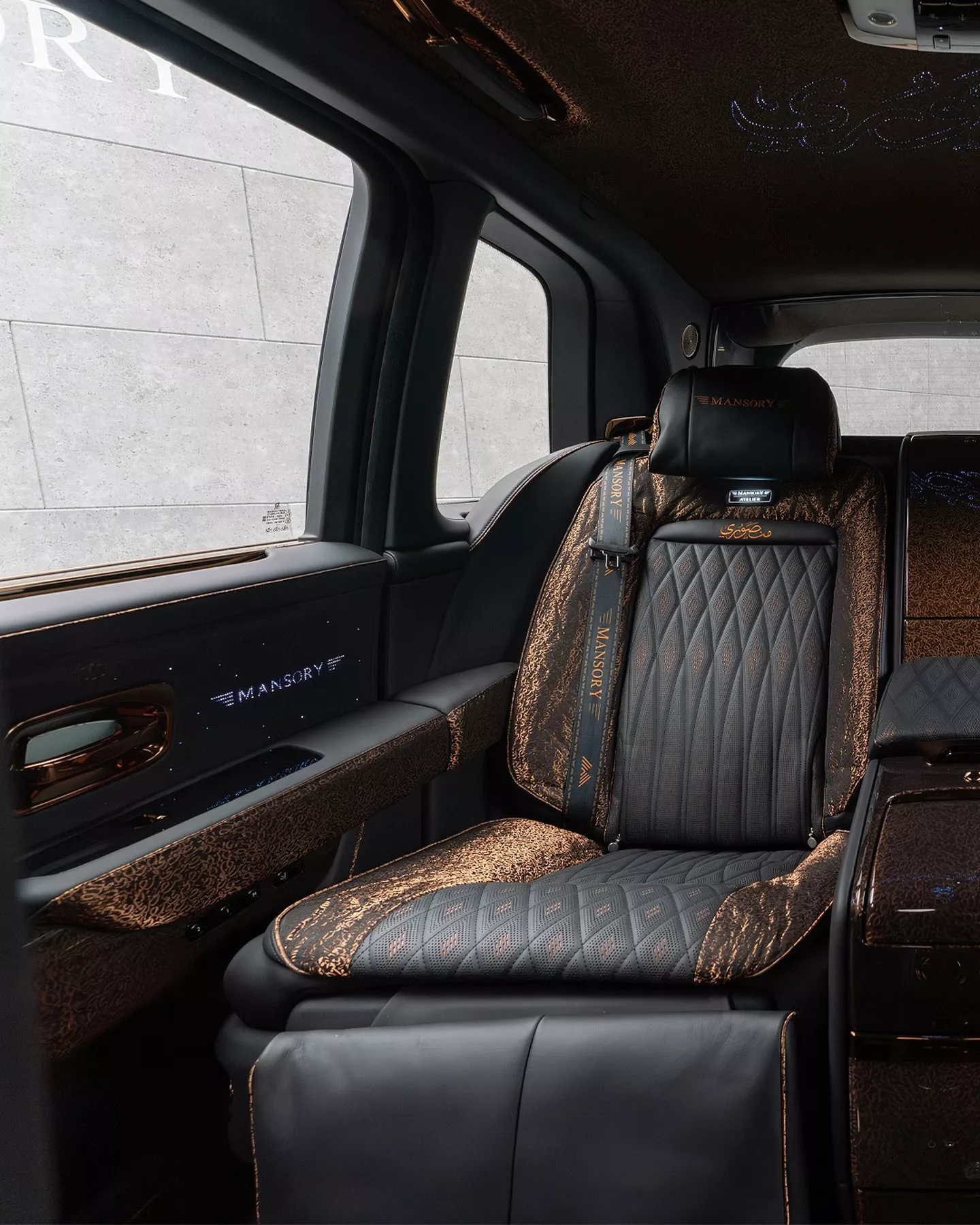 رولزرويس كولينان 2025 تحصل على إصدار بديع من منصوري بزخرفات عربية للشرق الأوسط رولزرويس كولينان 2025 تحصل على إصدار بديع من منصوري بزخرفات عربية للشرق الأوسط 17