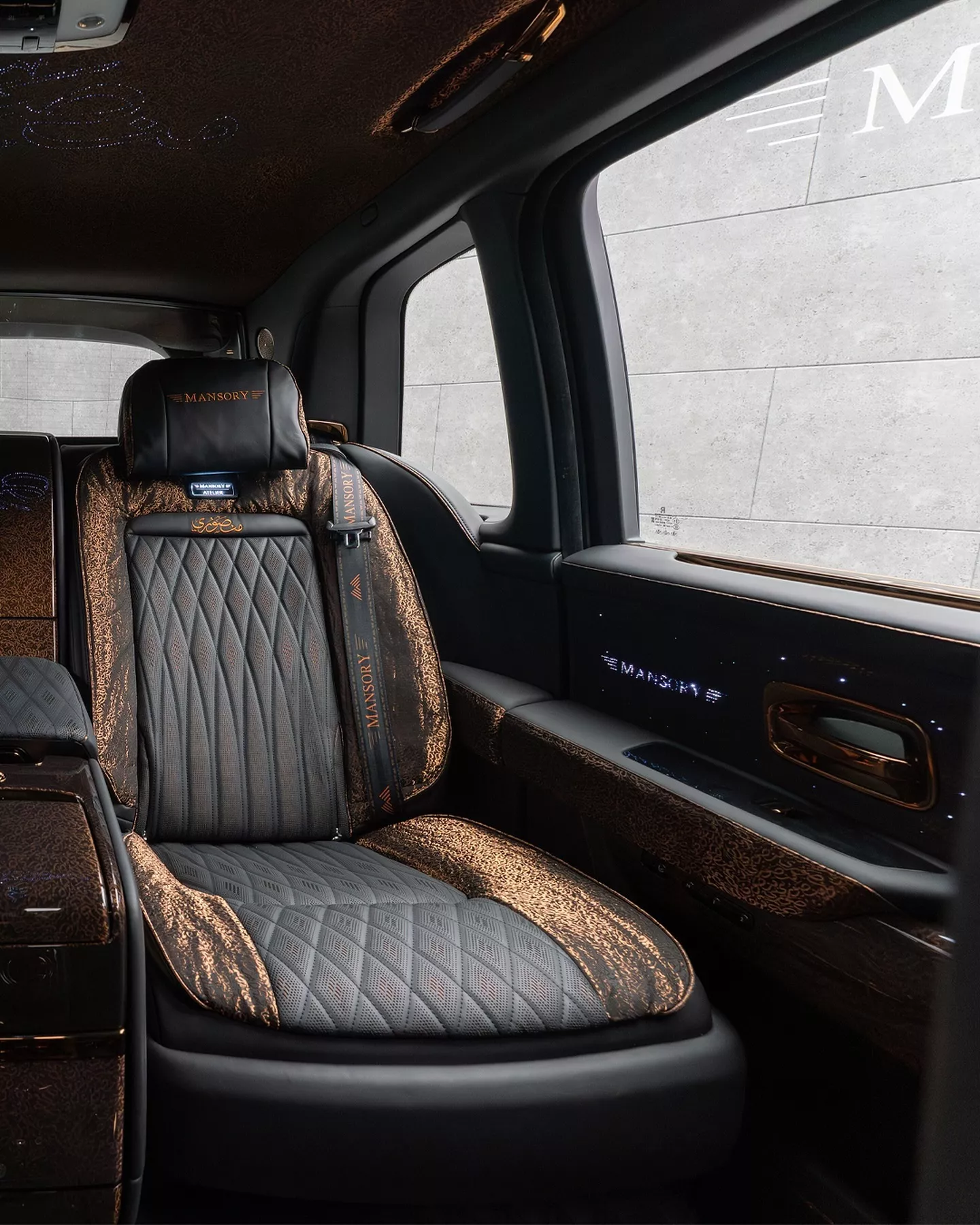 رولزرويس كولينان 2025 تحصل على إصدار بديع من منصوري بزخرفات عربية للشرق الأوسط رولزرويس كولينان 2025 تحصل على إصدار بديع من منصوري بزخرفات عربية للشرق الأوسط 18