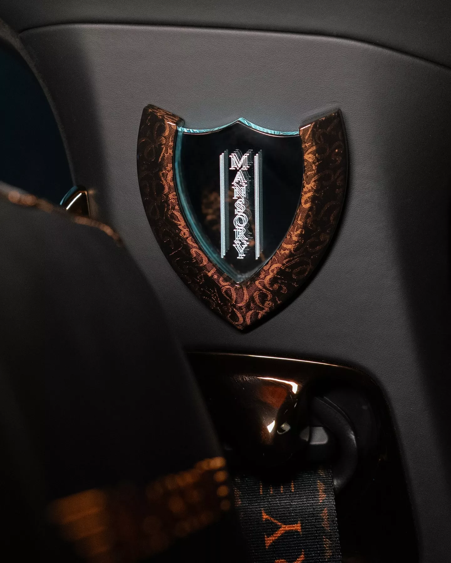 رولزرويس كولينان 2025 تحصل على إصدار بديع من منصوري بزخرفات عربية للشرق الأوسط رولزرويس كولينان 2025 تحصل على إصدار بديع من منصوري بزخرفات عربية للشرق الأوسط 10