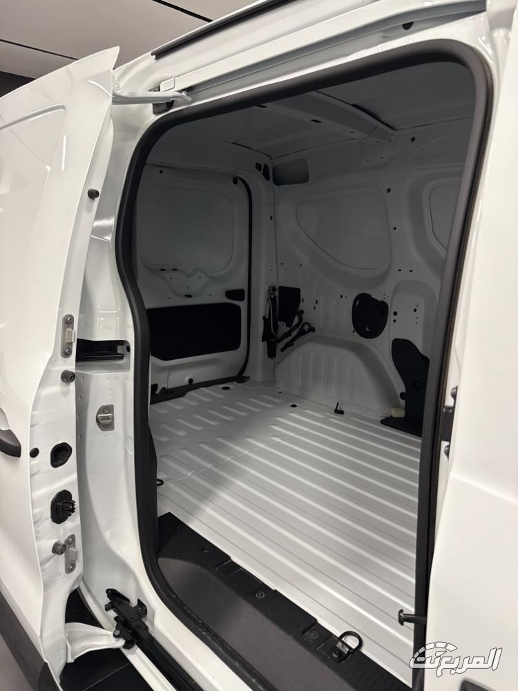 رينو اكسبرس فان 2025 المميزات العملية وخياري المحرك رينو اكسبرس فان 2025 المميزات العملية وخياري المحرك 4