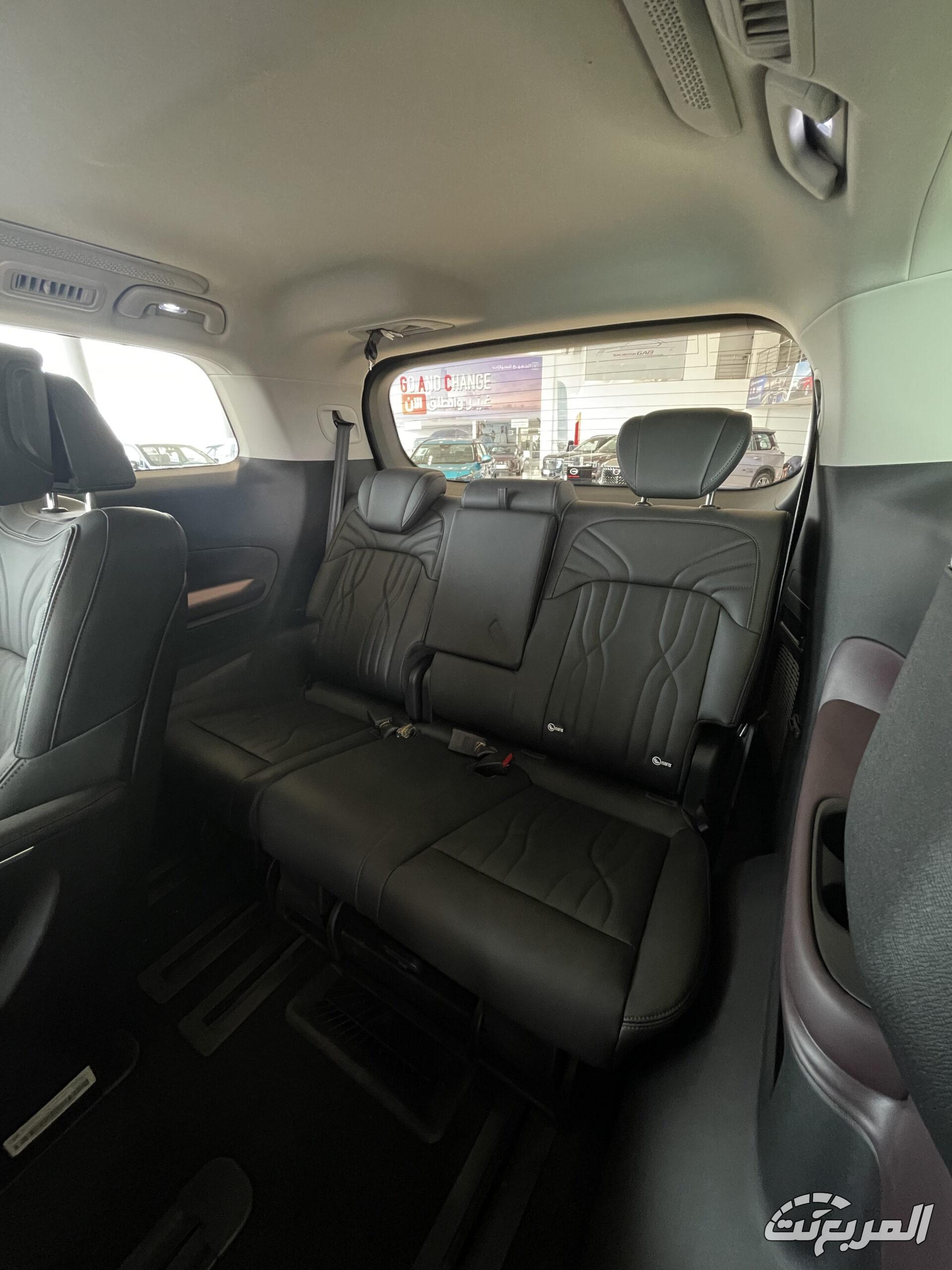 صور جي ايه سي ام 8 موديل 2025 بجودة عالية من الداخل والخارج والألوان المتوفرة كم سعر جي ايه سي M8 موديل 2025 في السعودية؟ مع عرض الفئات والتجهيزات (بالصور)