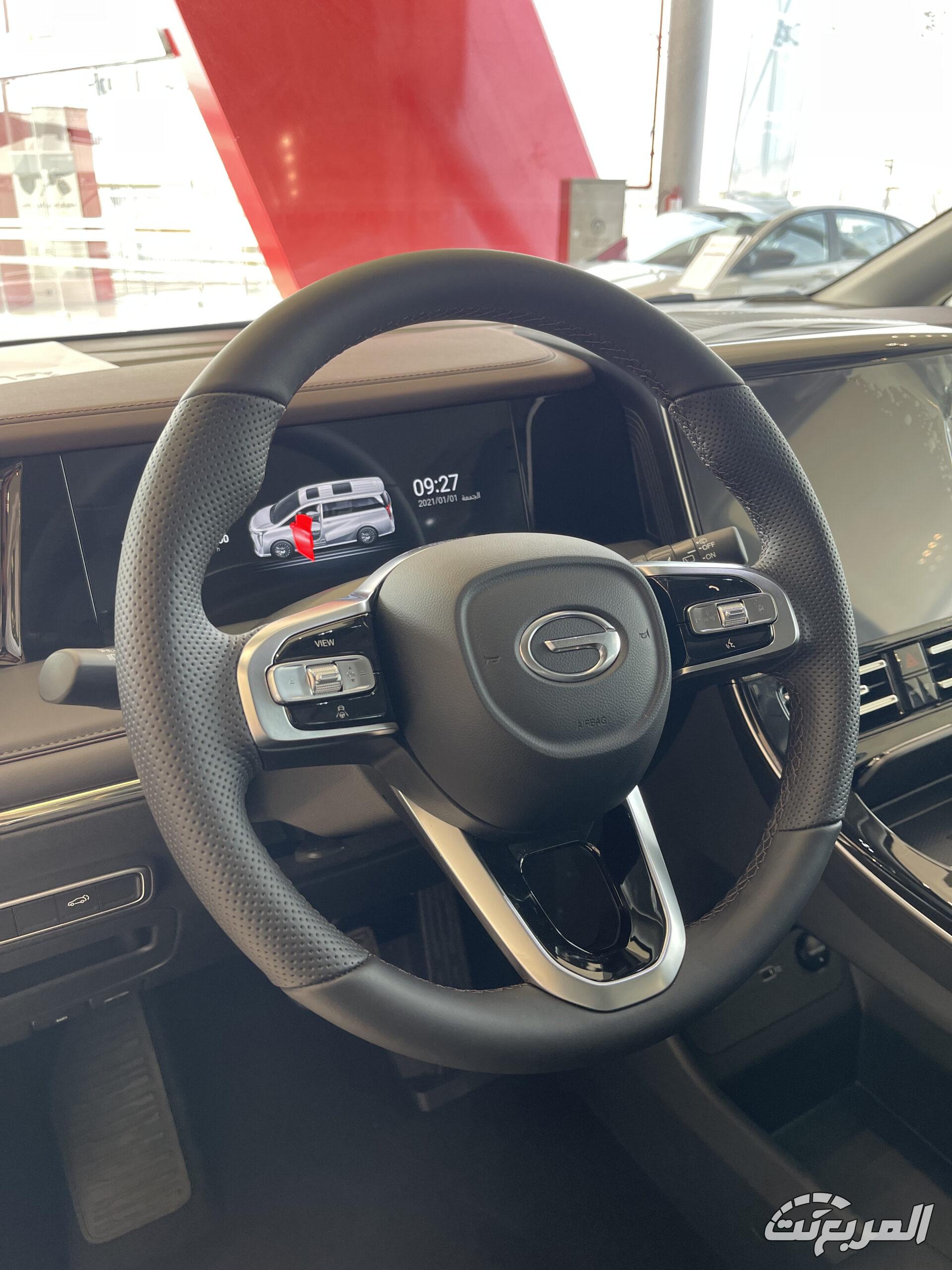 صور جي ايه سي ام 8 موديل 2025 بجودة عالية من الداخل والخارج والألوان المتوفرة كم سعر جي ايه سي M8 موديل 2025 في السعودية؟ مع عرض الفئات والتجهيزات (بالصور)