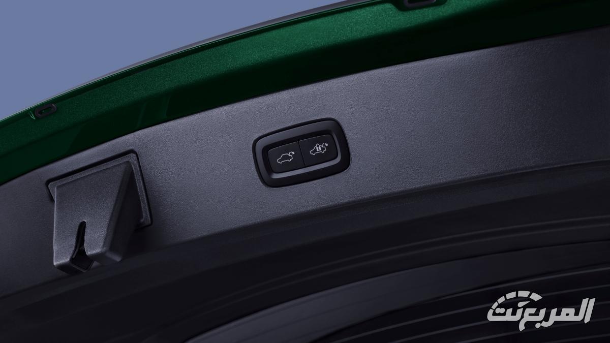 مواصفات سيارة لينك اند كو 06 موديل 2025 مع الأسعار في السعودية (صور وفيديو) كم سعر لينك اند كو 06 موديل 2025 في السعودية؟ مع عرض الفئات والتجهيزات (بالصور)