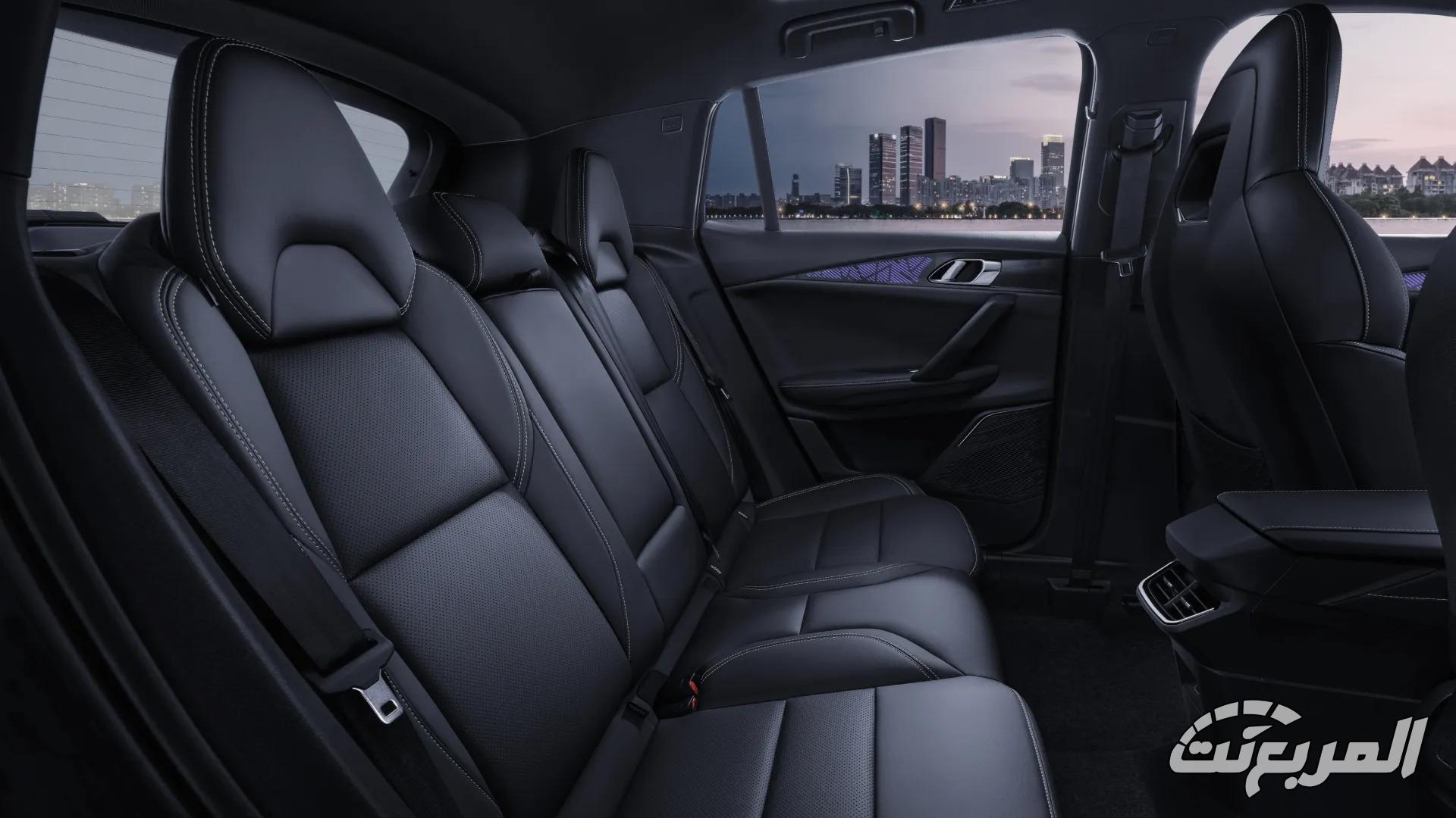 مواصفات سيارة لينك اند كو 06 موديل 2025 مع الأسعار في السعودية (صور وفيديو) كم سعر لينك اند كو 06 موديل 2025 في السعودية؟ مع عرض الفئات والتجهيزات (بالصور)