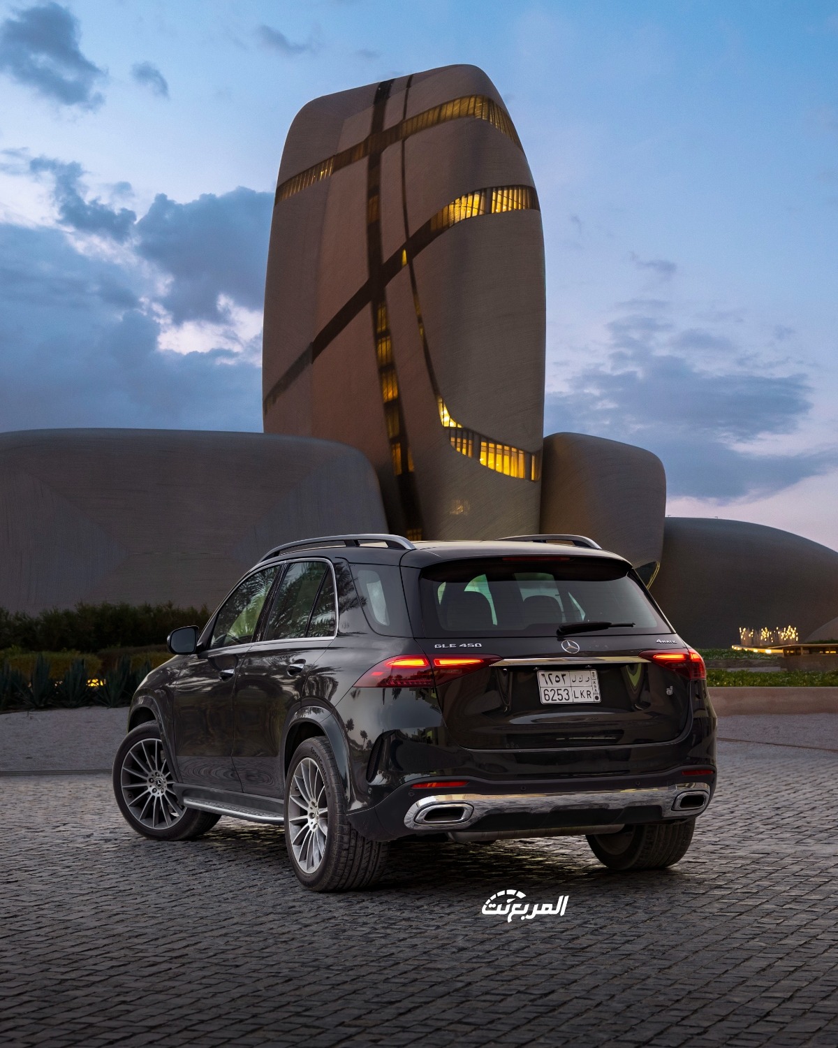 صور مرسيدس GLE SUV 2025 في جلسة تصوير حصرية (30 صورة) Mercedes GLE صور مرسيدس GLE SUV 2025 في جلسة تصوير حصرية (30 صورة) Mercedes GLE 2