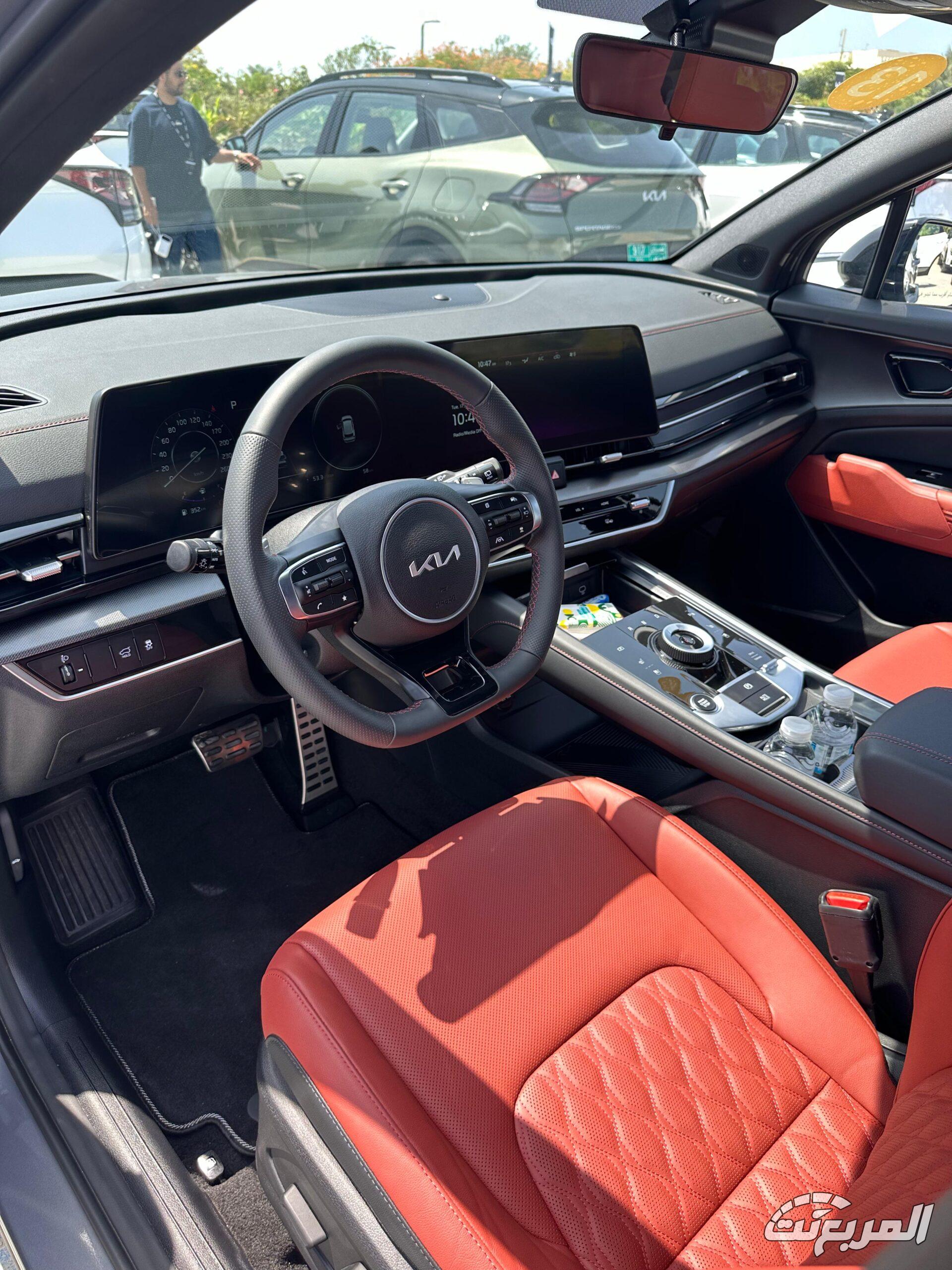صور كيا سبورتاج L 2025 واستعراض شامل من الداخل والخارج بالأسعار والألوان المتوفرة صور كيا سبورتاج L 2025 واستعراض شامل من الداخل والخارج بالأسعار والألوان المتوفرة 14