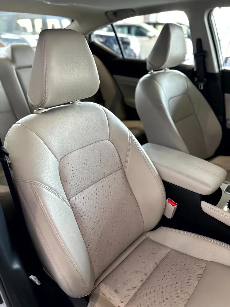 سعر نيسان ألتيما 2025 مع الفئات وابرز المواصفات والتجهيزات التقنية سعر نيسان ألتيما 2025 54