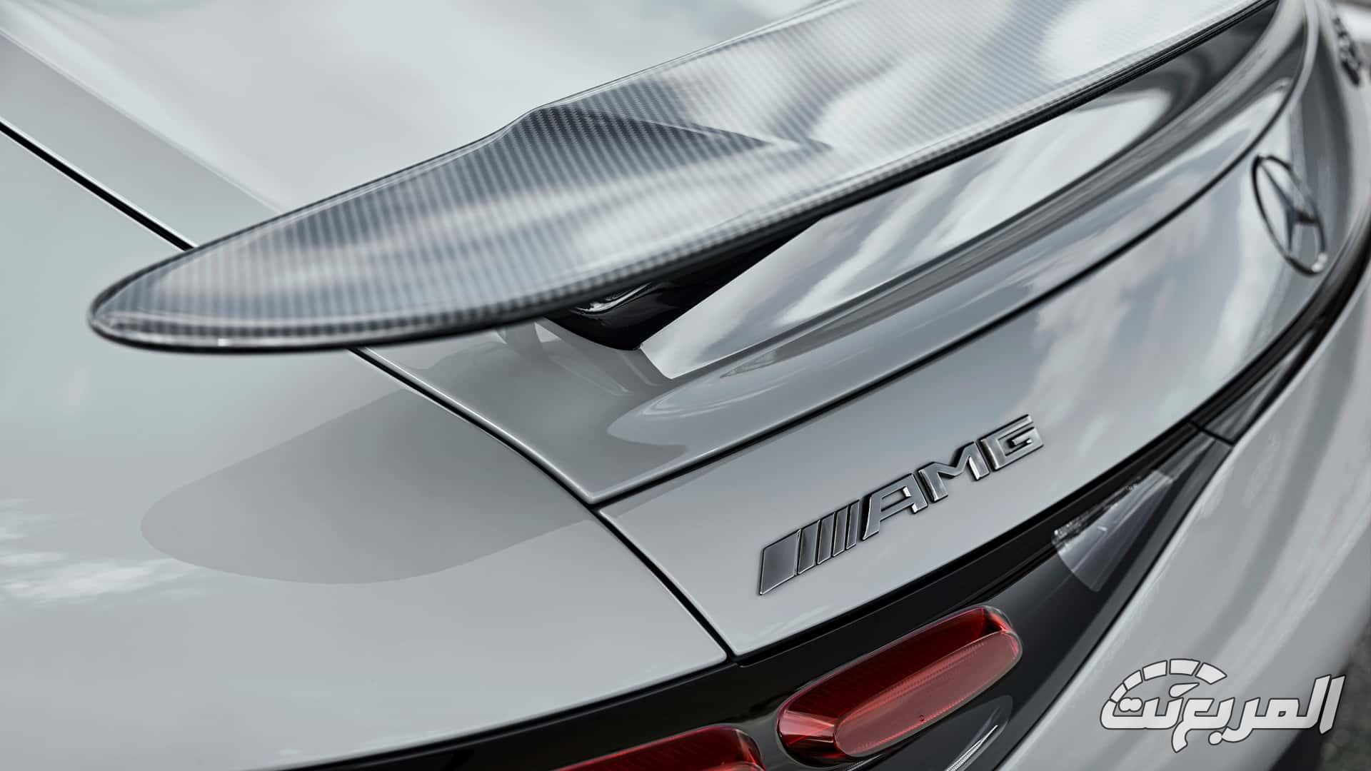 مرسيدس تطرح الكوبيه الخارقة GT63 برو موديل 2025 بسعر 739,000 ريال مرسيدس تطرح الكوبيه الخارقة GT63 برو موديل 2025 بسعر 739,000 ريال 18