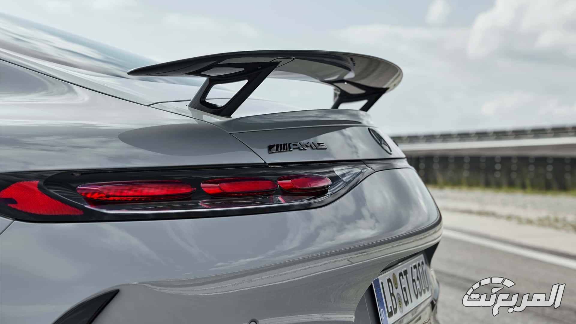 مرسيدس تطرح الكوبيه الخارقة GT63 برو موديل 2025 بسعر 739,000 ريال مرسيدس تطرح الكوبيه الخارقة GT63 برو موديل 2025 بسعر 739,000 ريال 19