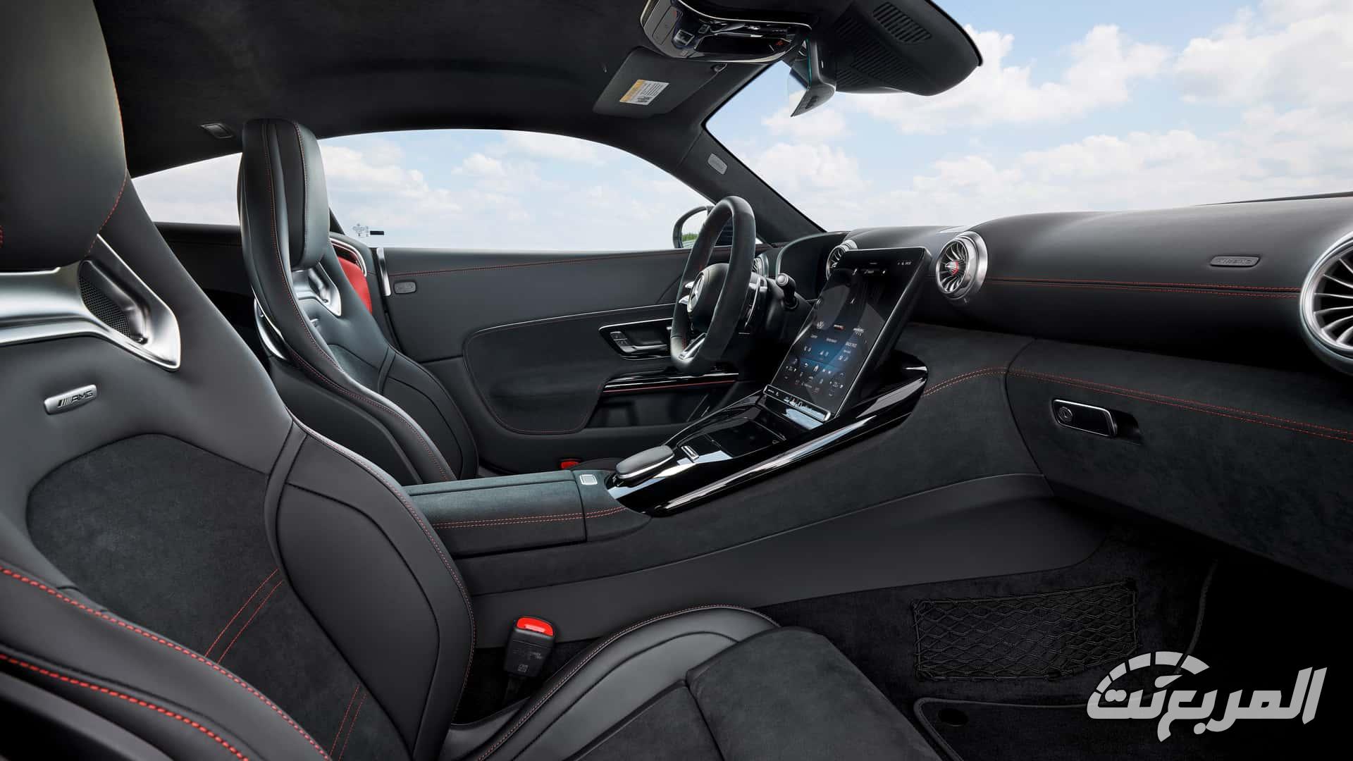 مرسيدس تطرح الكوبيه الخارقة GT63 برو موديل 2025 بسعر 739,000 ريال مرسيدس تطرح الكوبيه الخارقة GT63 برو موديل 2025 بسعر 739,000 ريال 22