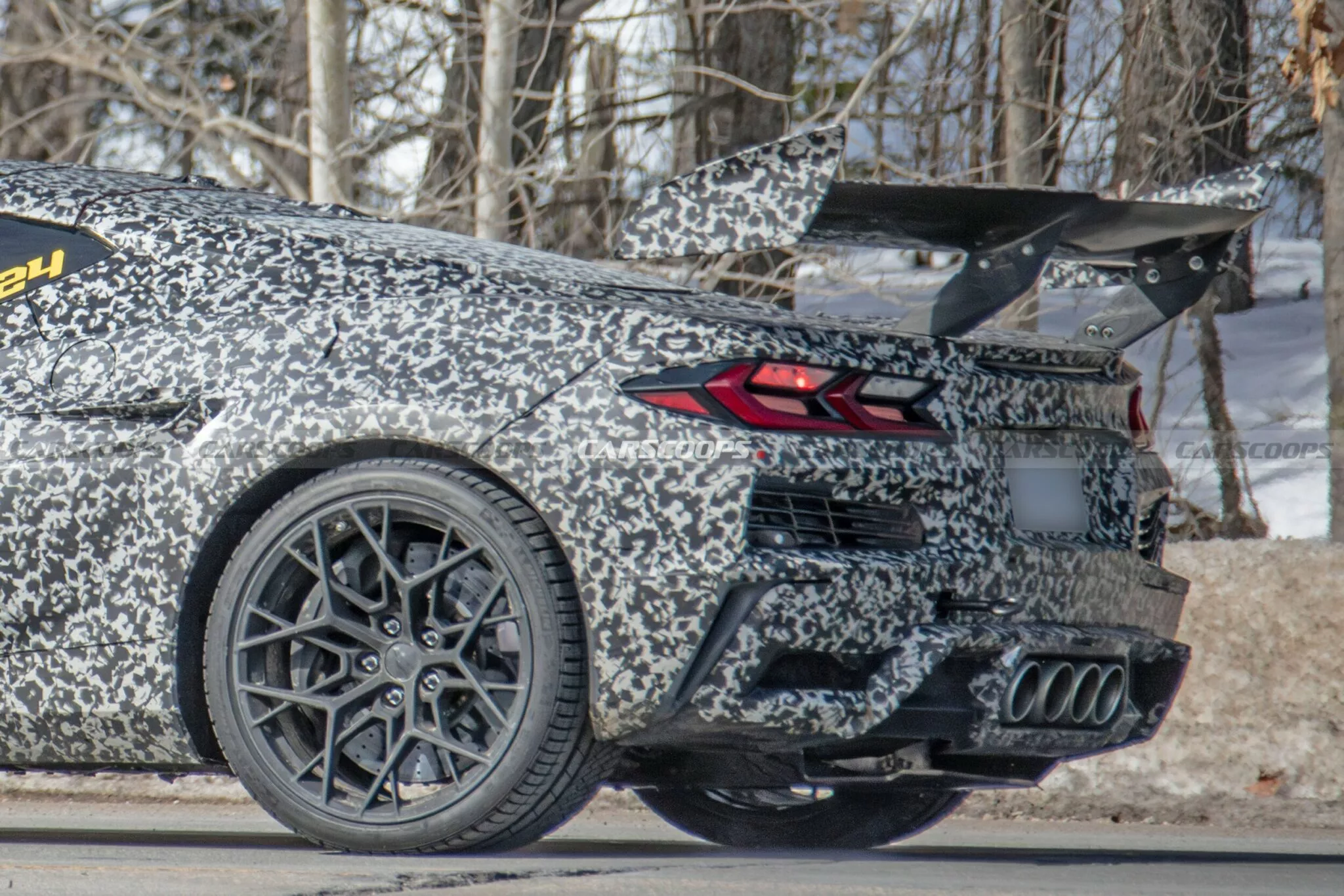 شيفروليه كورفيت 2026 فيس ليفت تظهر لأول مرة أثناء اختبارها شيفروليه كورفيت 2026 فيس ليفت تظهر لأول مرة أثناء اختبارها 24