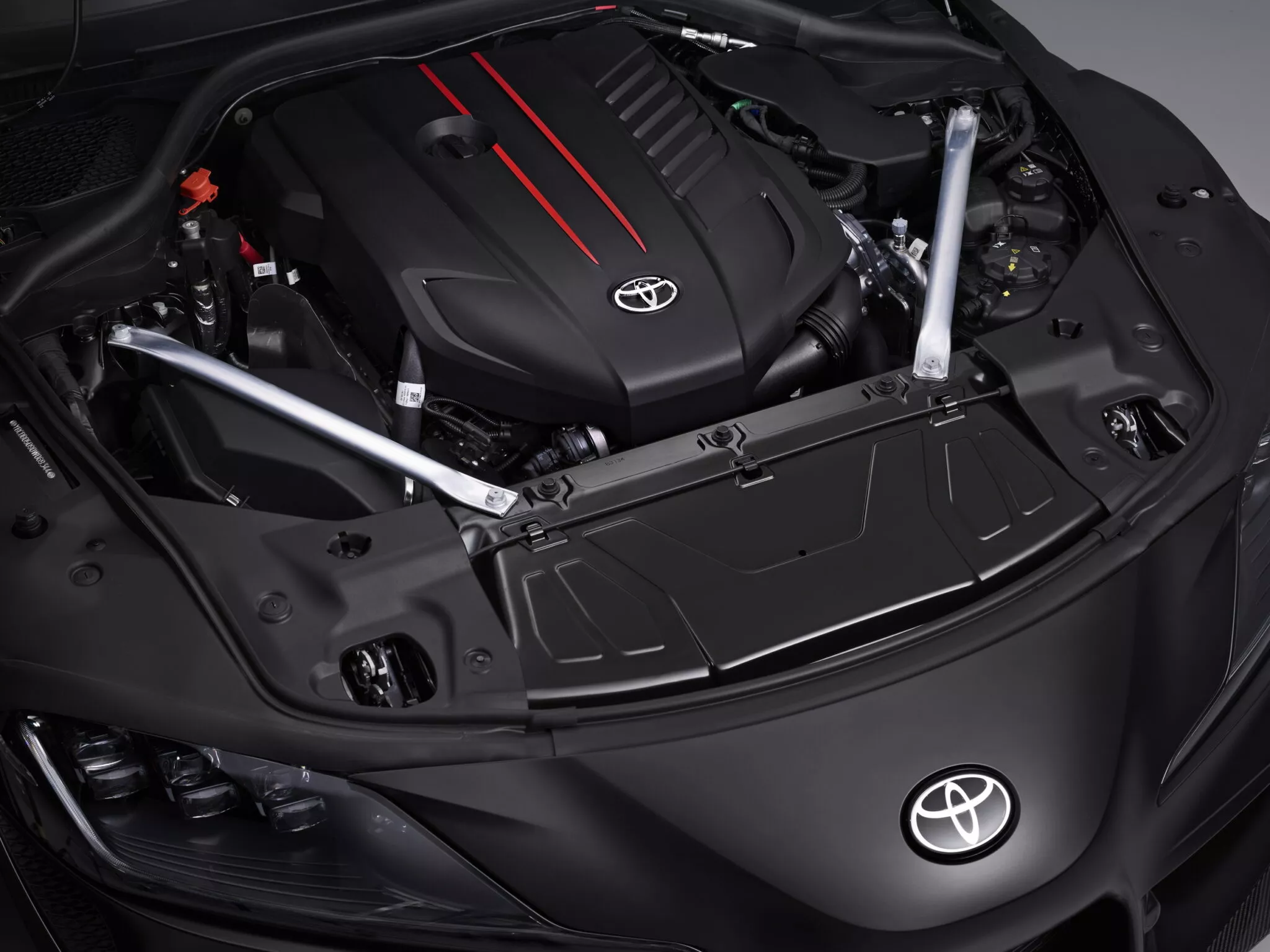 أخبار السيارات في أسبوع: كارلوس غصن يرى أن إيلون ماسك قادر على إنقاذ نيسان وخطط لطرح رينو 5 تيربو 3E الجديدة في الشرق الأوسط أخبار السيارات في أسبوع: كارلوس غصن يرى أن إيلون ماسك قادر على إنقاذ نيسان وخطط لطرح رينو 5 تيربو 3E الجديدة في الشرق الأوسط 19