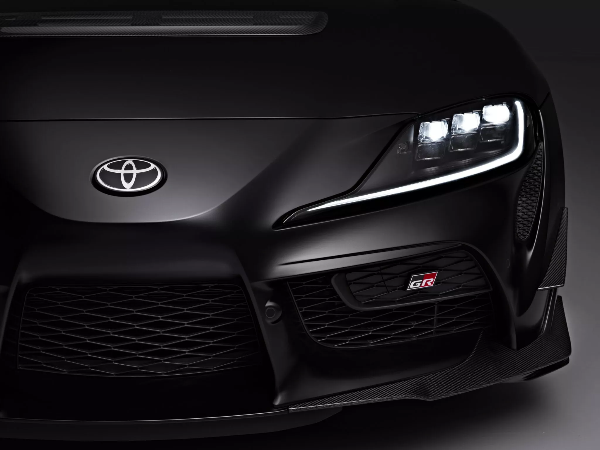 توديع تويوتا سوبرا في أوروبا بإصدار نهائي بسعر 590,000 ريال توديع تويوتا سوبرا في أوروبا بإصدار نهائي بسعر 590,000 ريال 9