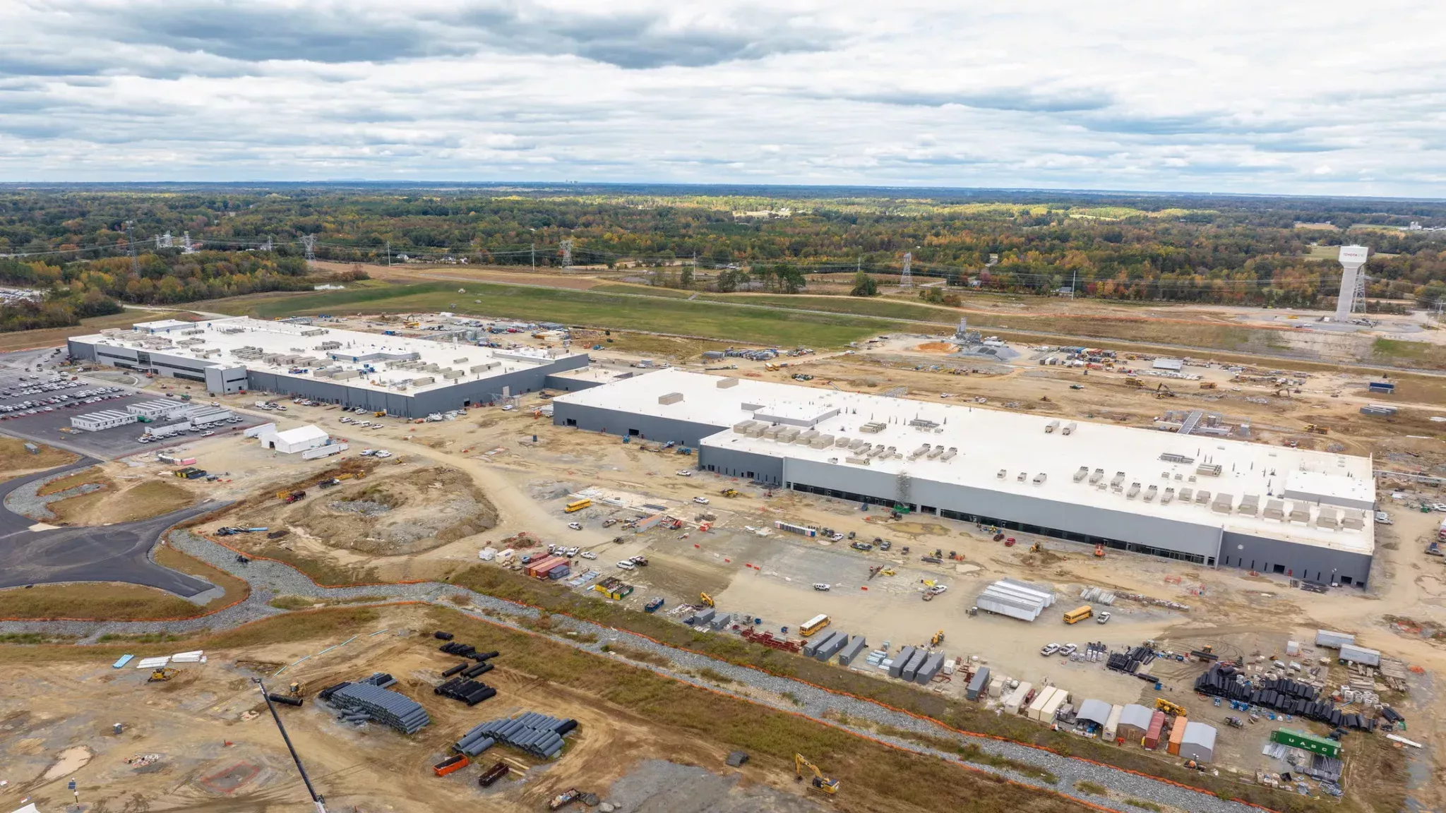 هوندا تتفادى ضرائب ترامب بالاتفاق على شراء البطاريات من مصنع تويوتا الأمريكي هوندا تتفادى ضرائب ترامب بالاتفاق على شراء البطاريات من مصنع تويوتا الأمريكي 4