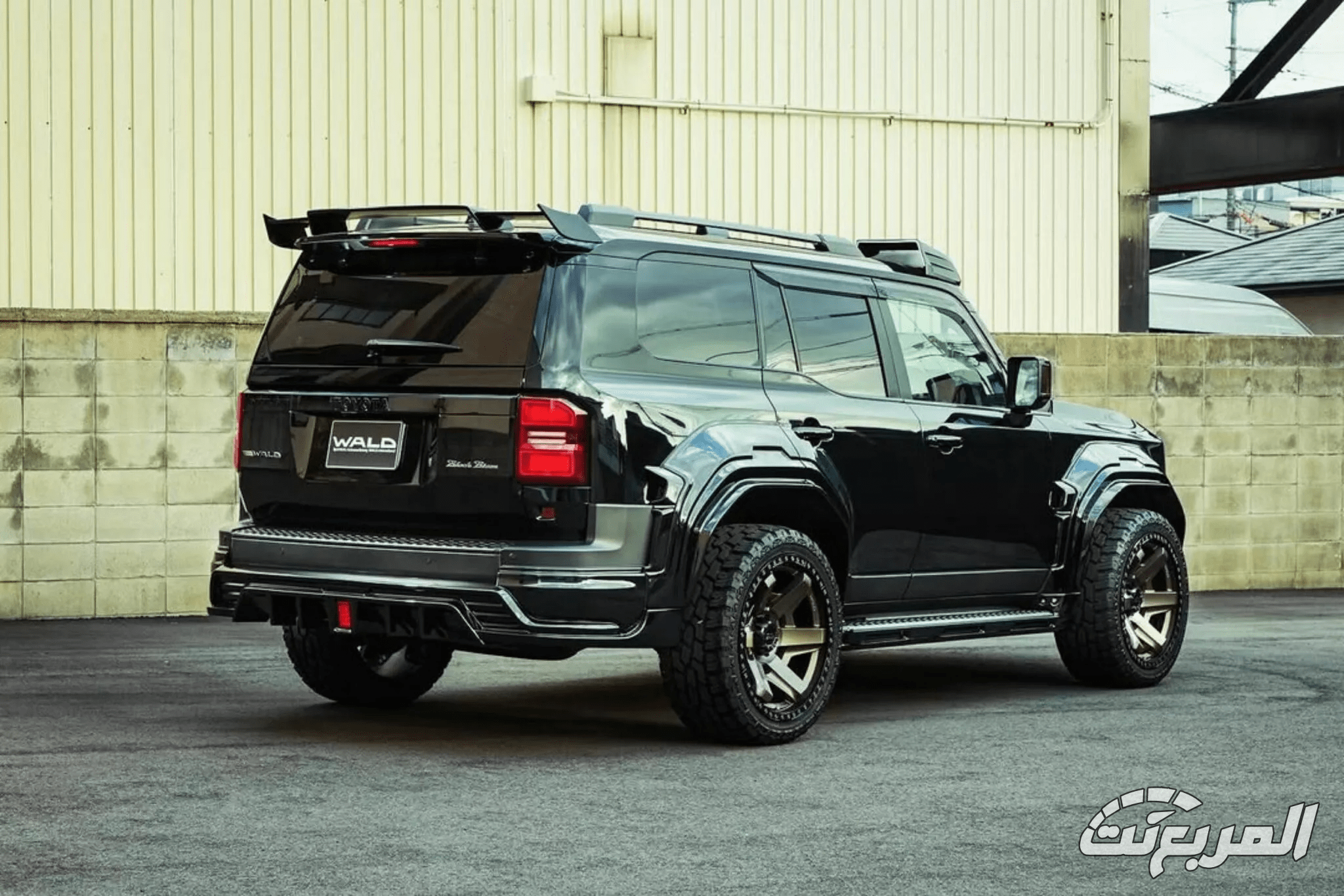 تويوتا برادو تحصل على إصدار عضلي مدهش من شركة Wald اليابانية المعدلة للسيارات تويوتا برادو تحصل على إصدار عضلي مدهش من شركة Wald اليابانية المعدلة للسيارات 2