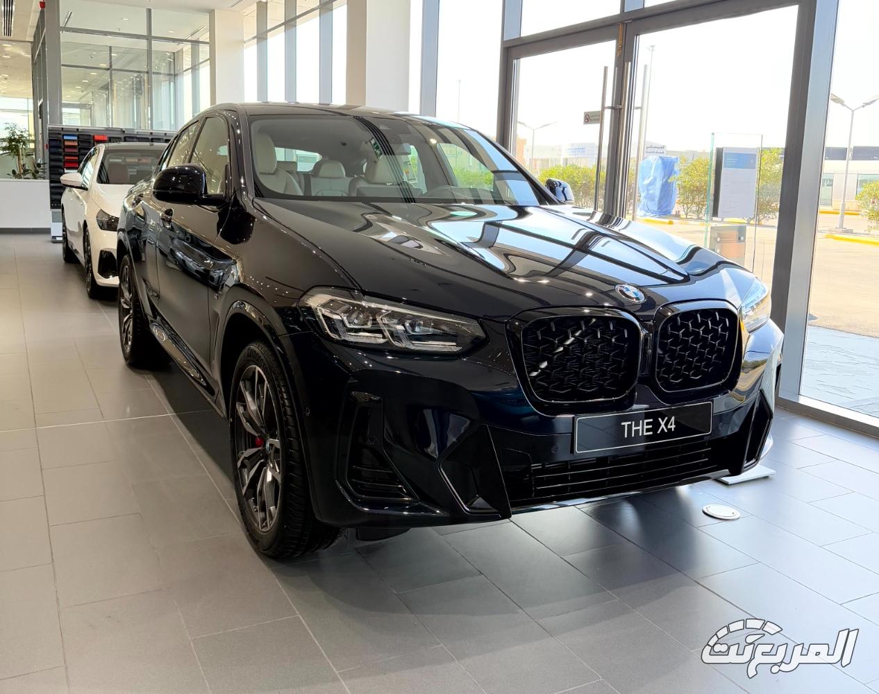 بي-ام-دبليو-x4-المربع-نت-1-2