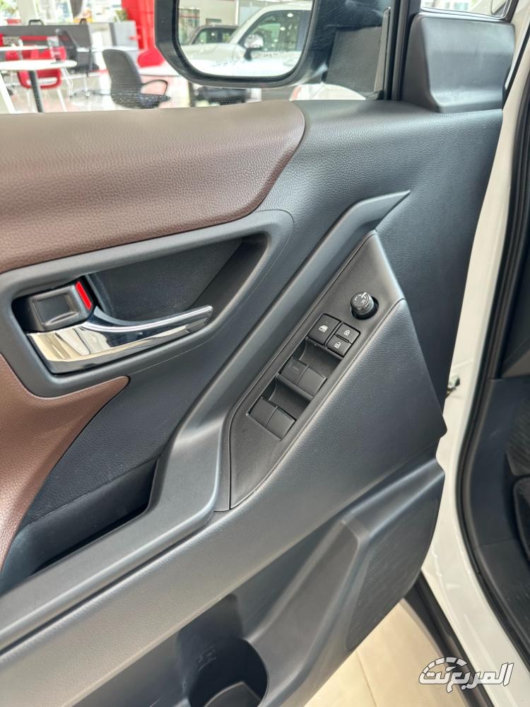 تويوتا-انوفا-المربع-نت-16