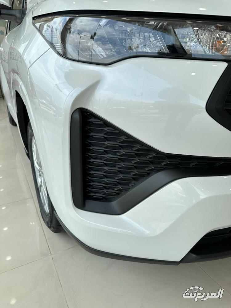 تويوتا-انوفا-المربع-نت-18