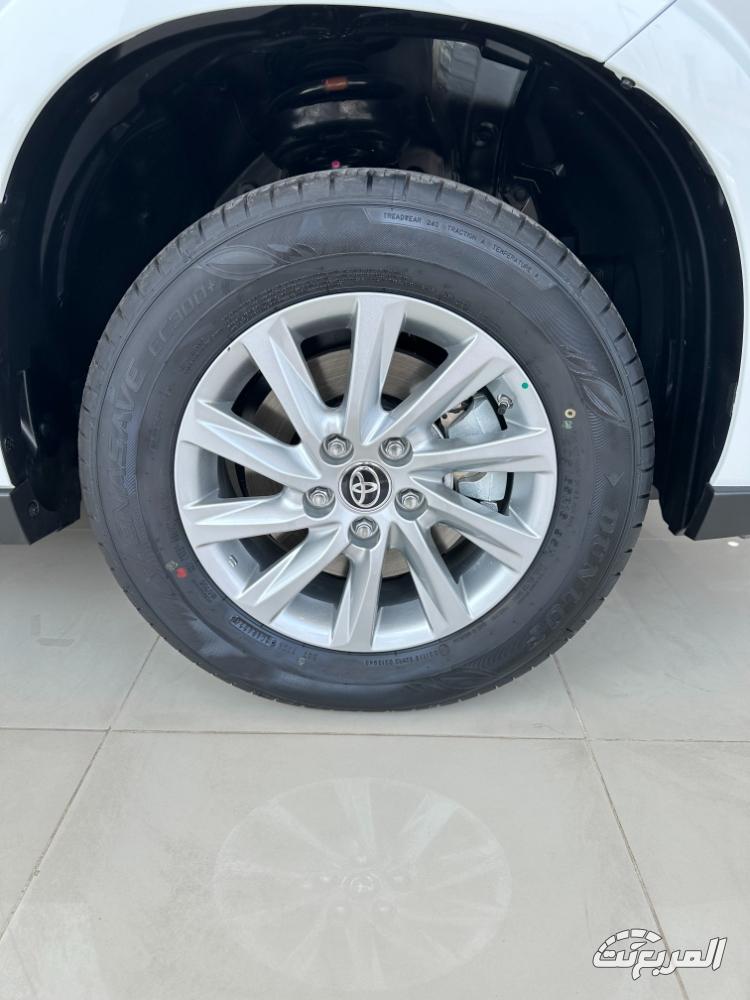 تويوتا-انوفا-المربع-نت-20