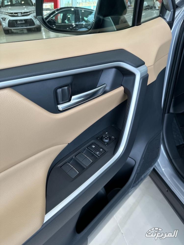 تويوتا-راف-4-16