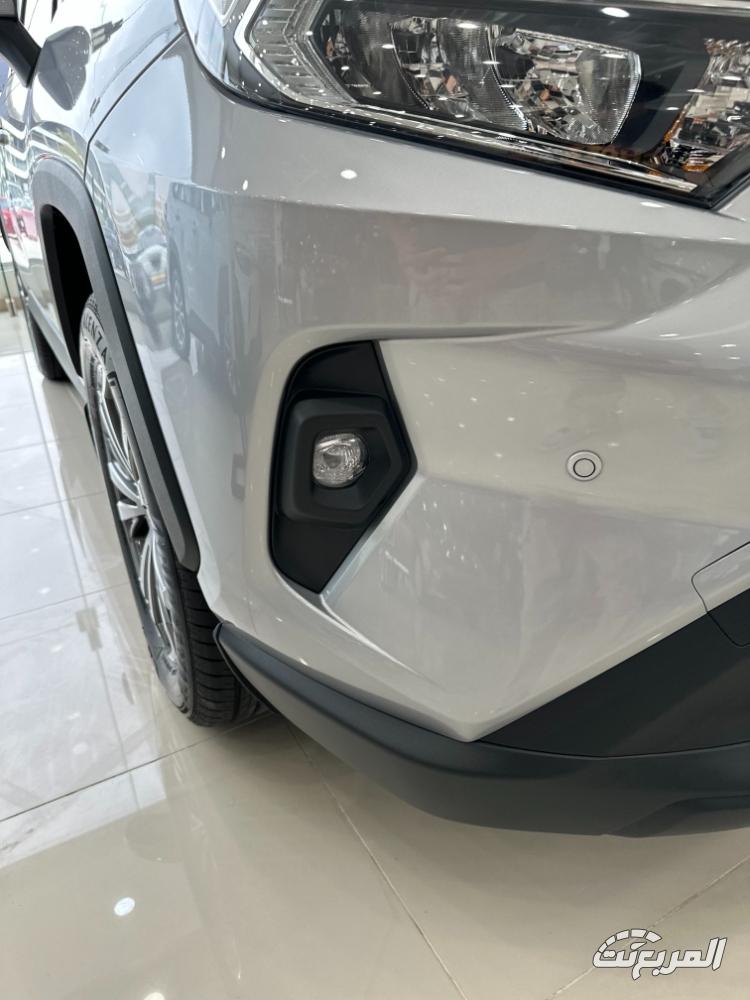 تويوتا-راف-4-18