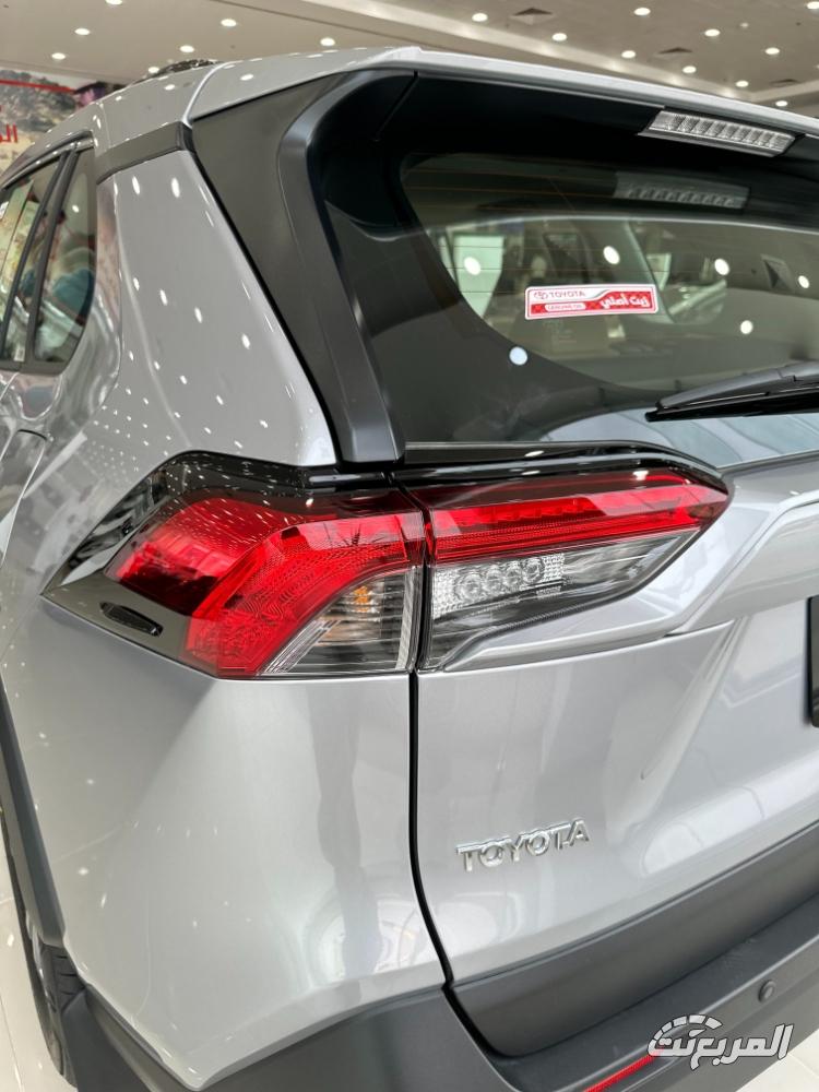 تويوتا-راف-4-22