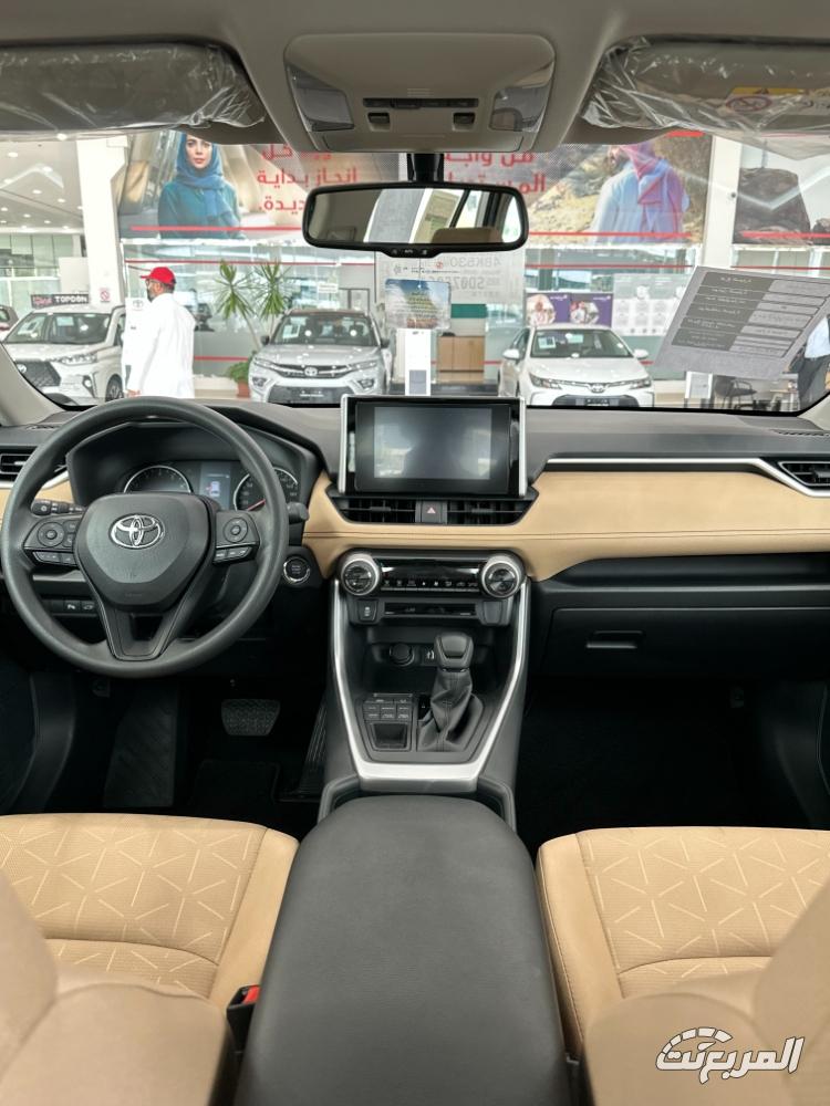 سعر تويوتا راف فور 2025 والفئات المتاحة في السعودية سعر تويوتا راف فور 2025 والفئات المتاحة في السعودية 13