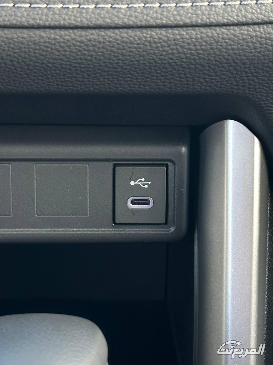 تويوتا-كورولا-كروس-2025-المربع-نت-23