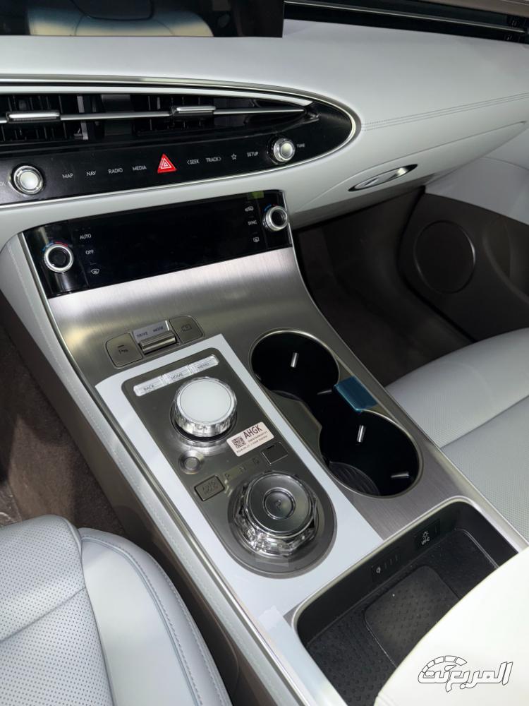 جينيسيس-gv70-2025-المربع-نت-19