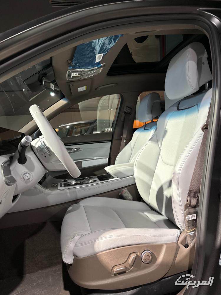 جينيسيس-gv70-2025-المربع-نت-3-2