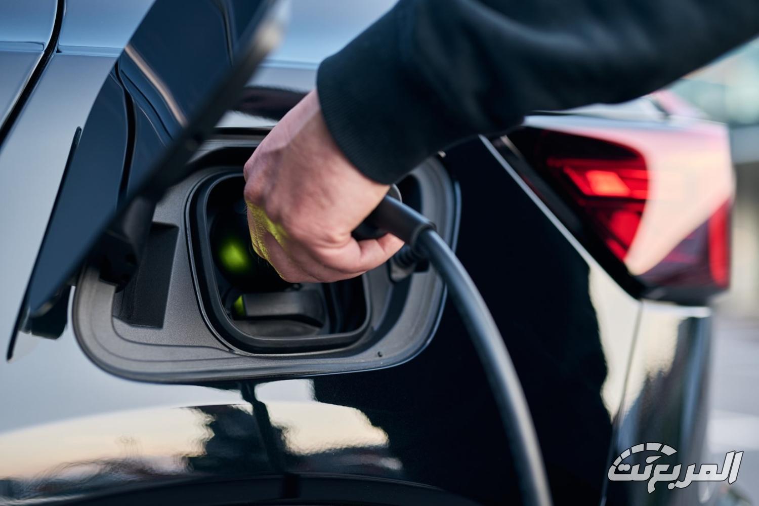 هل تناسبك فولفو EC40 2025 الكهربائية؟ المواصفات والتفاصيل الكاملة هل تناسبك فولفو EC40 2025 الكهربائية؟ المواصفات والتفاصيل الكاملة 8