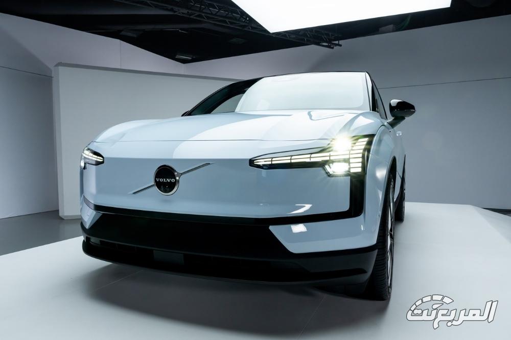 فولفو-ex30-المربع-نت-10