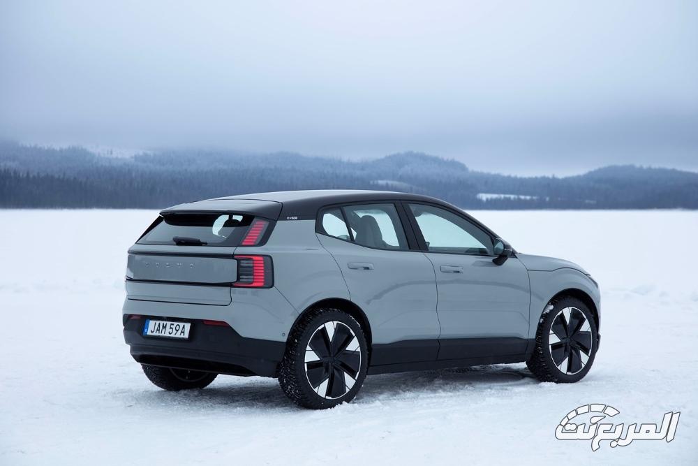 فولفو-ex30-المربع-نت-24