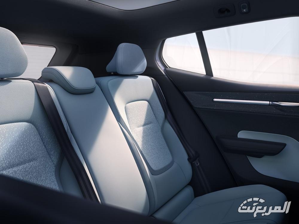 فولفو-ex30-المربع-نت-32