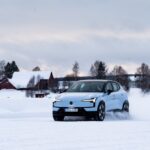 فولفو-ex30-المربع-نت-36