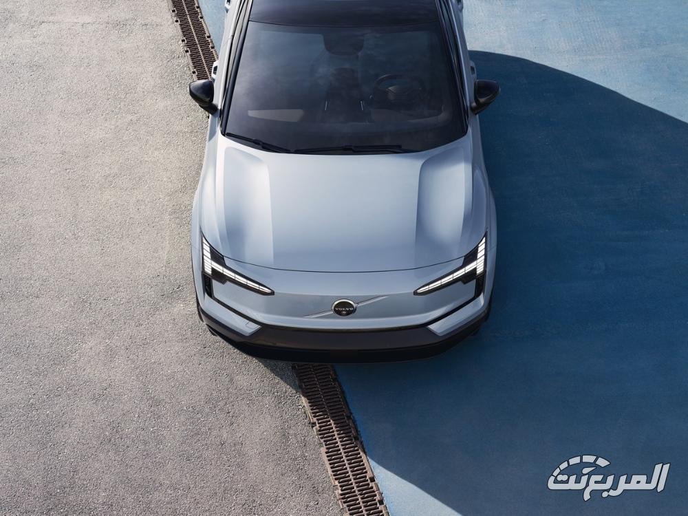 فولفو-ex30-المربع-نت-41