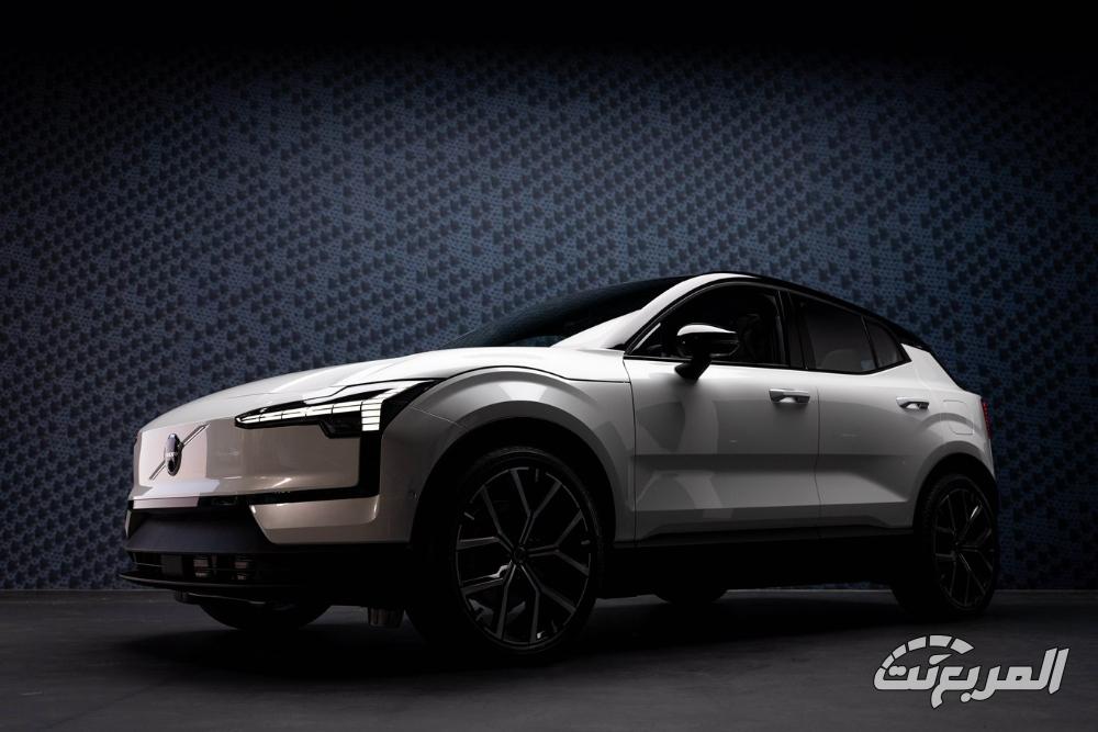 فولفو-ex30-المربع-نت-9