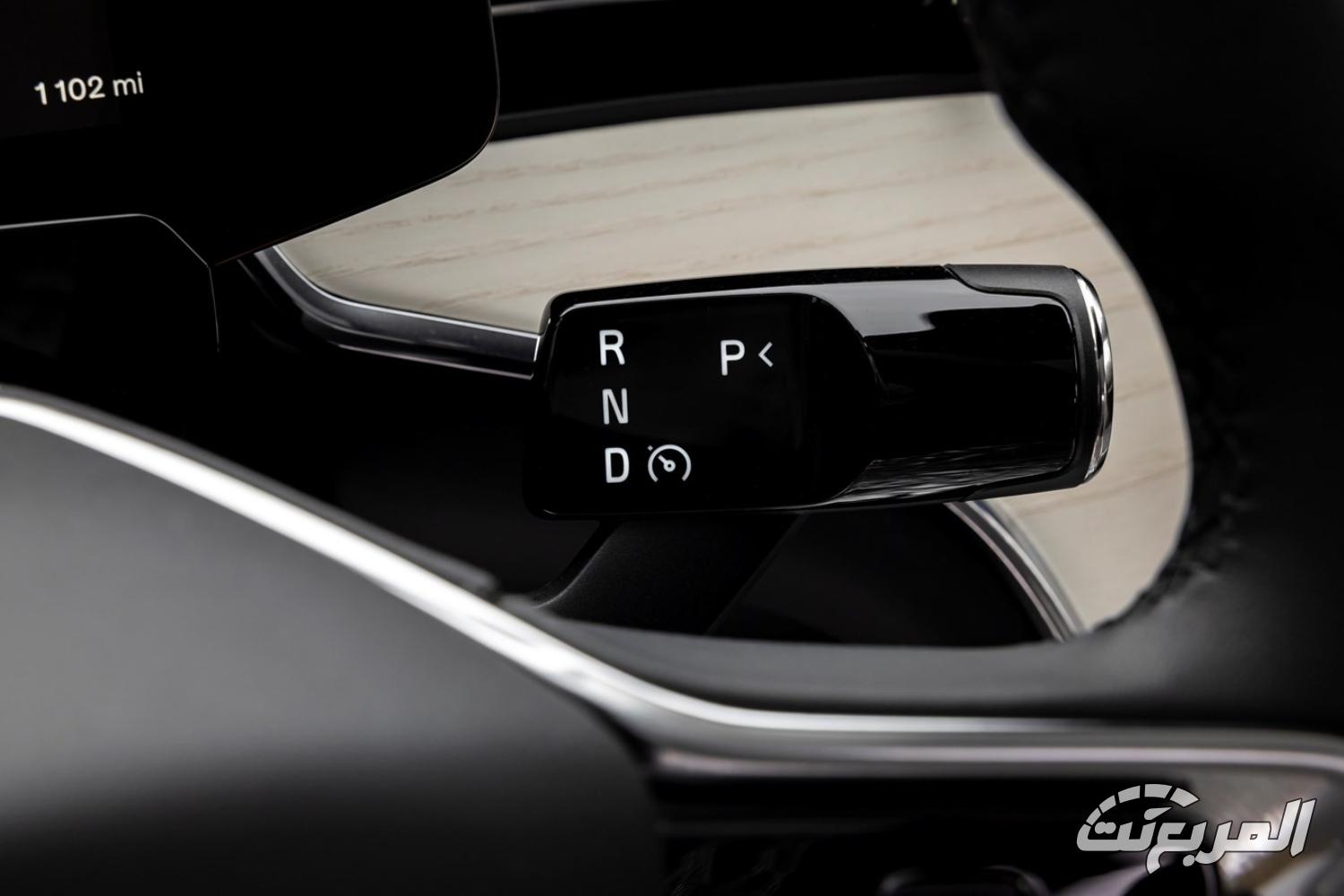 فولفو-ex90-المربع-نت-17