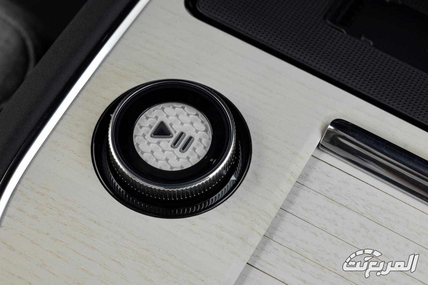 فولفو-ex90-المربع-نت-22