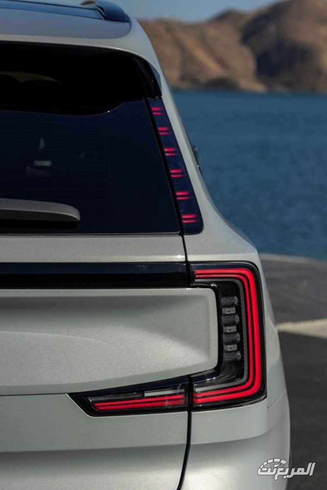 فولفو-ex90-المربع-نت-30